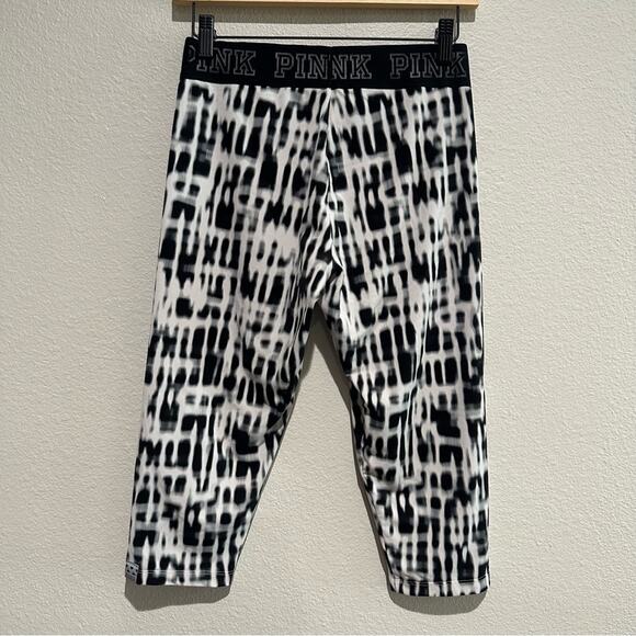 Pink Victoria’s Secret Capri Leggings SZ M - Picture 4 of 4